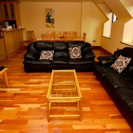 Apartment 112 - Roundstone