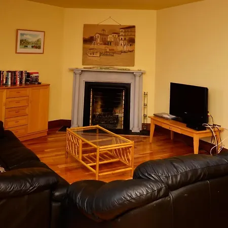Apartment 112 - *