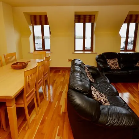 112 - Apartment Roundstone